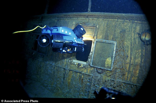 Unseen Footage Of The First Dive To The Titanic Wreck After Its Discovery In Is Released