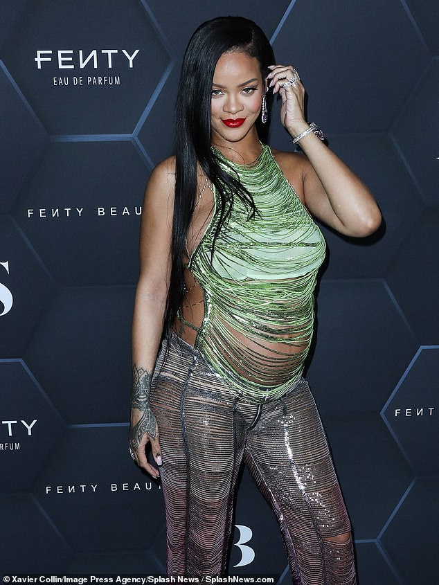 To celebrate Fenty Beauty and Fenty Skin, "Only girl" the singer and her baby made their debut on the red carpet, looking like dynamite in an ensemble of The Attico