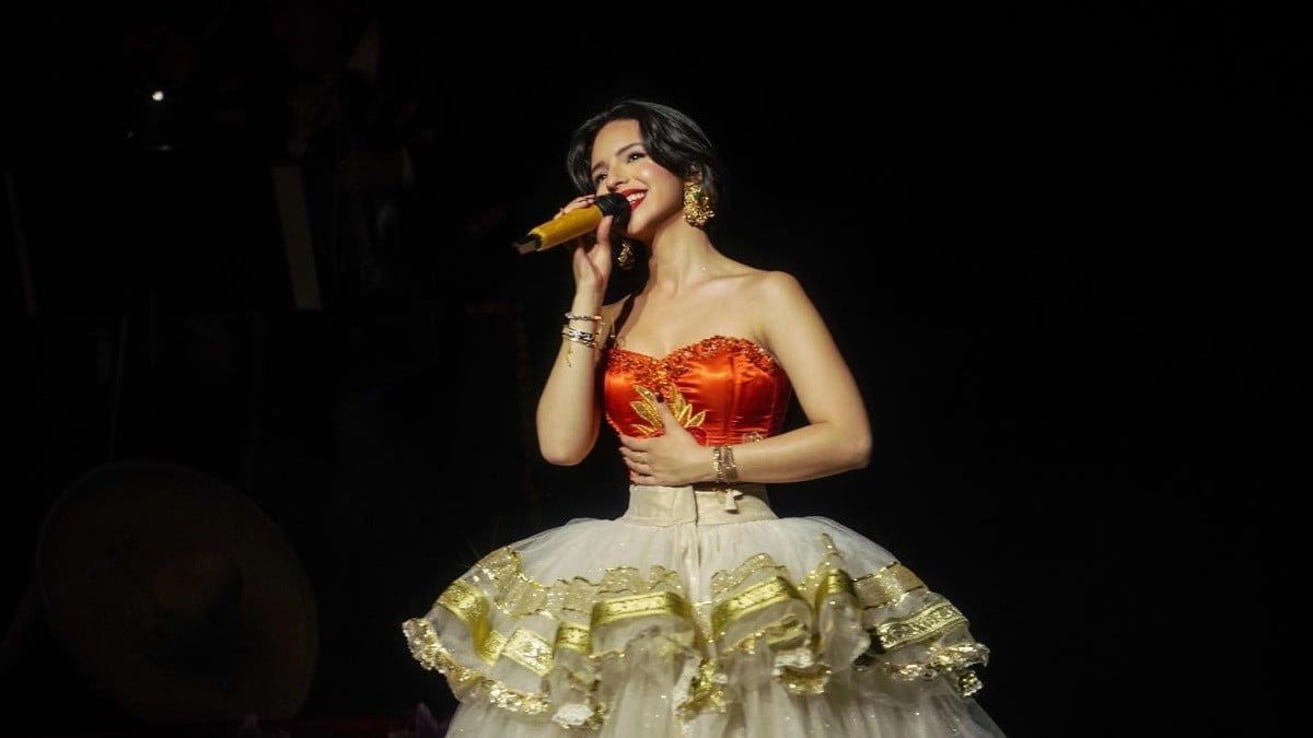 Angela Aguilar reveals the name of a Mexican singer she