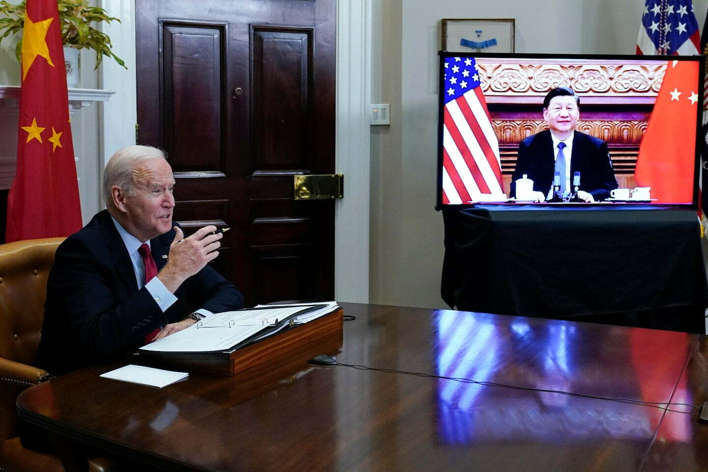 Biden and Xi Jinping discussed the war in Ukraine weapons.jpgw1440
