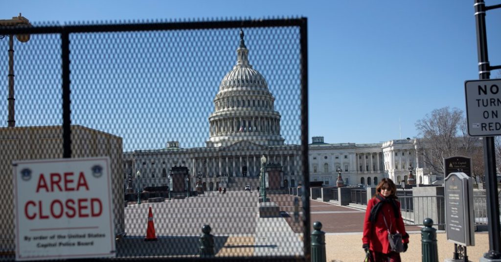 In preparation for Biden and protests officials strengthen the Capitol