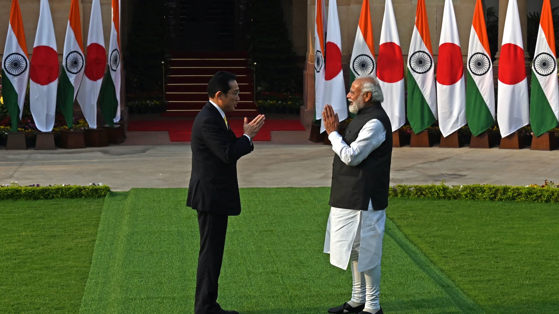 india-is-in-a-good-position-courted-by-quad-china-and-russia