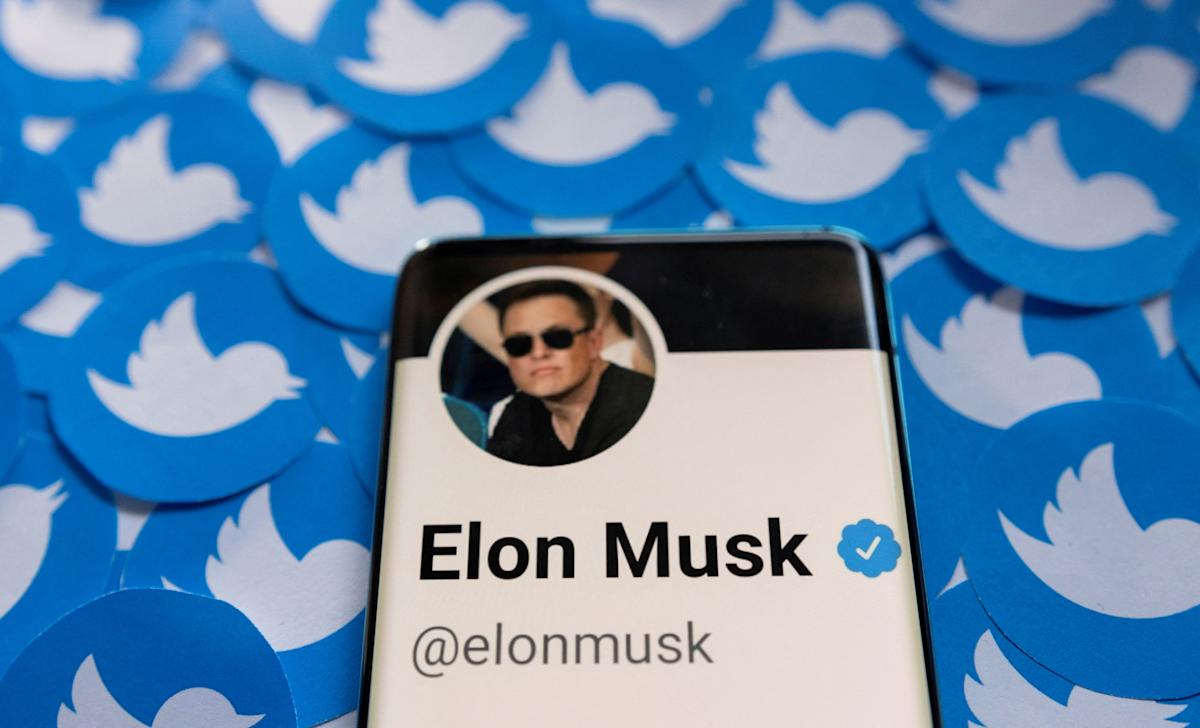 1651307563 Elon Musk overwhelmed buying Twitter