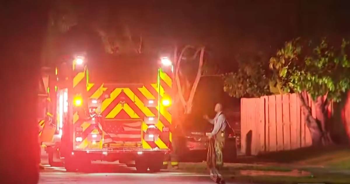 An elderly man dies in an efficiency after a fire