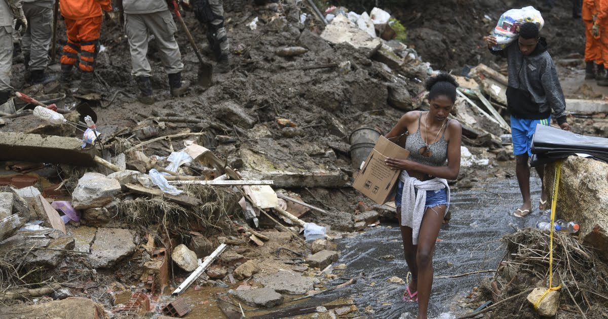 Brazil Floods and landslides kill eight 13 missing flood