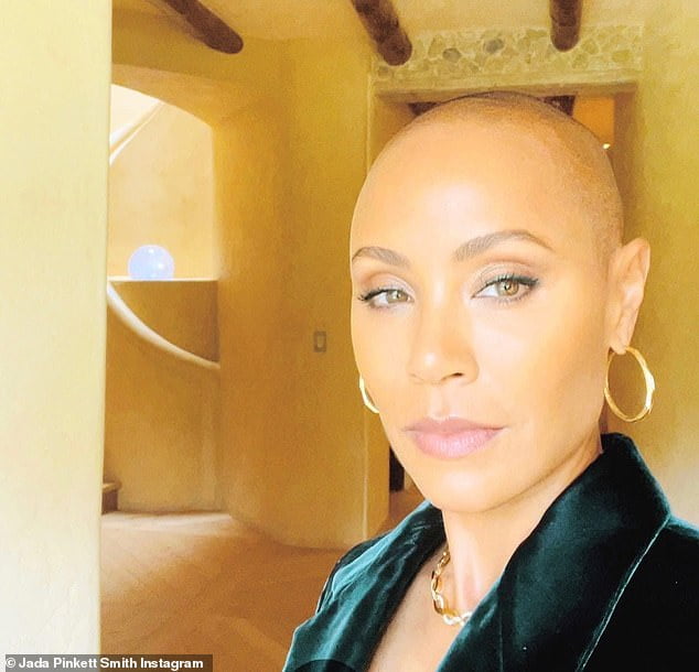 Jada Pinkett Smith posts inspirational selfie with caption Life is