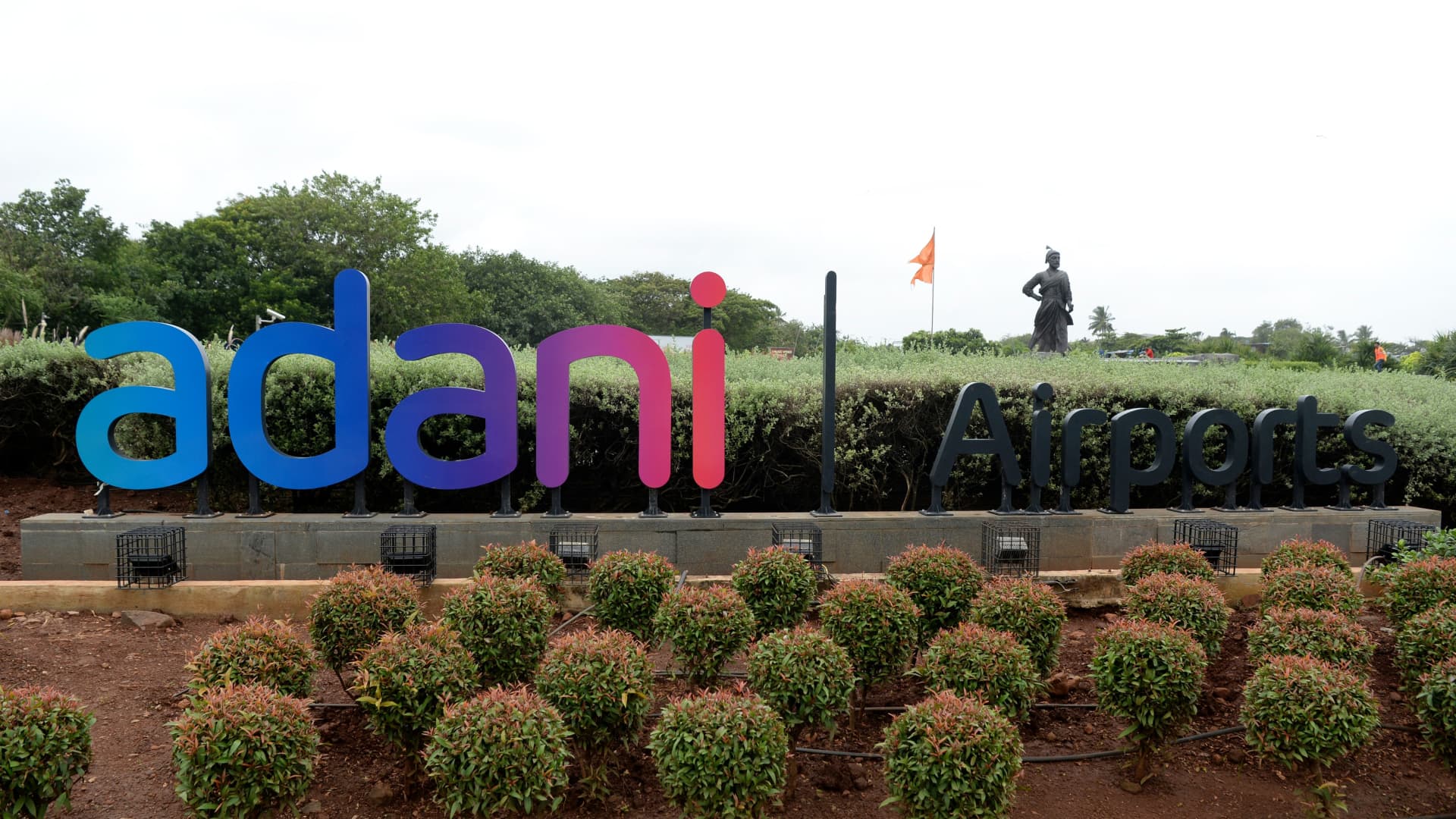 Gautam Adani cancels 25 billion stock sale as regulatory concerns