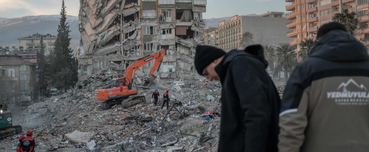 quake Turkey halts research except in two provinces