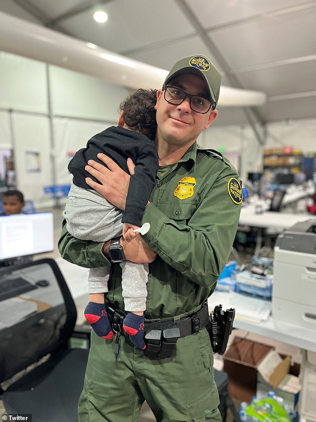 A Border Patrol agent rushed to help the small child who was abandoned at the US border