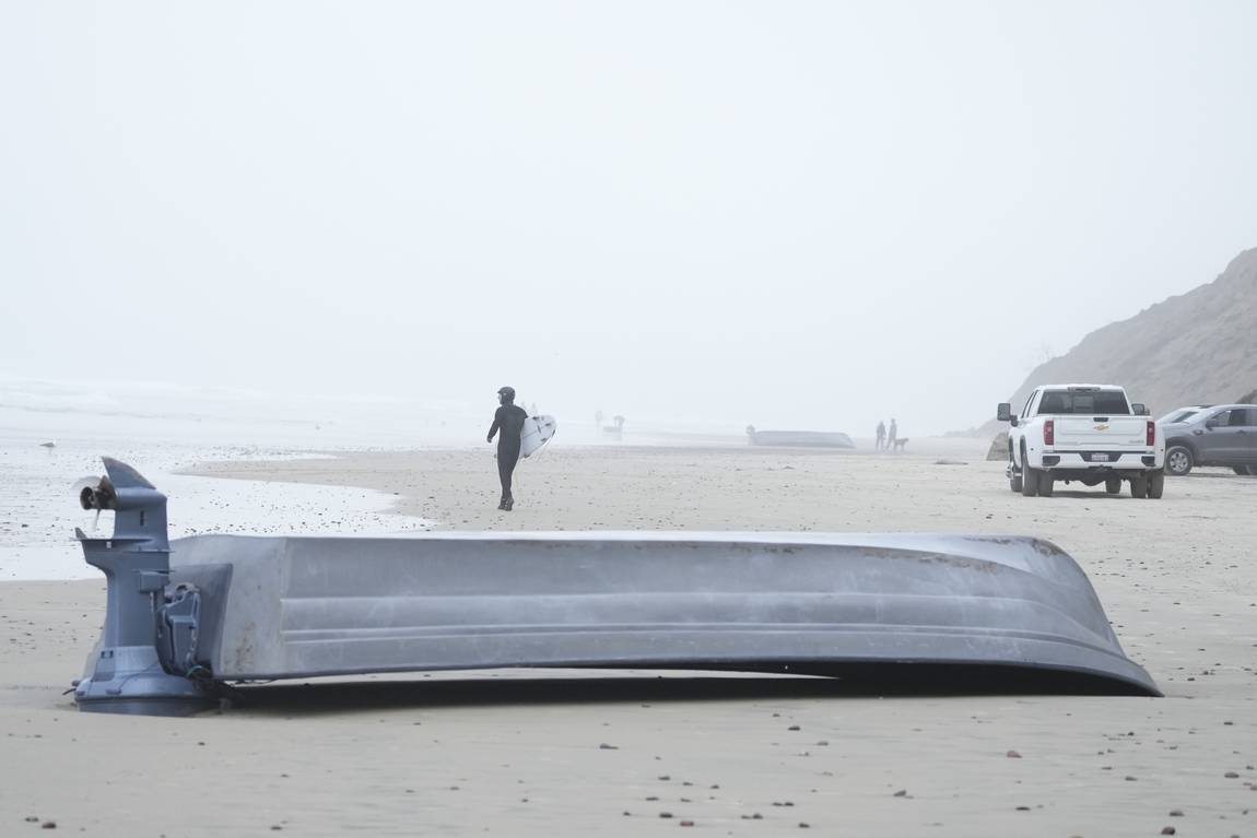 Eight dead seven missing in San Diego shipwreck