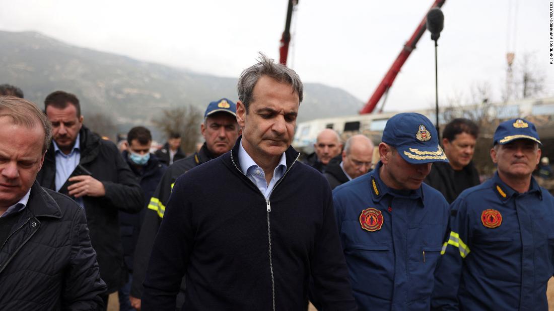 Greek PM apologizes over train collision amid public anger