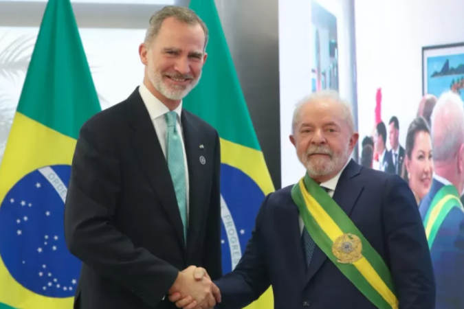 Lula accepts the invitation and is supposed to go to