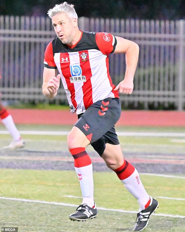 Ant Anstead and his team play a soccer game amid