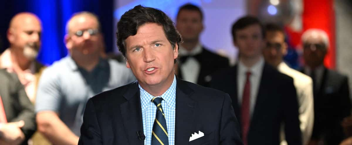 Controversial presenter Tucker Carlson will have a Twitter show