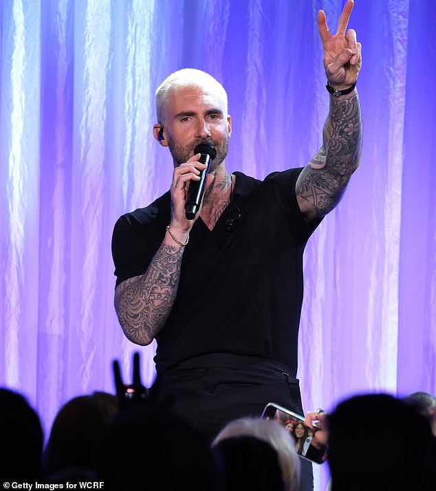 Adam each had two very different reactions when approached by fans during his performance on stage