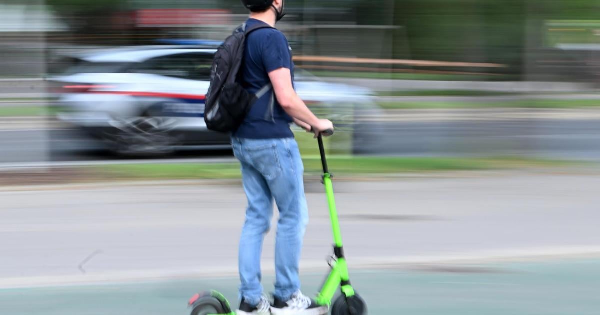 Italy introduces mandatory helmets and license plates for e scooters