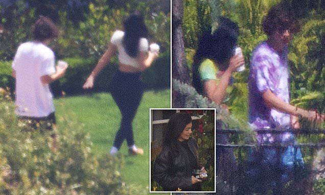 Kylie Jenner And Timothée Chalamet Spotted For The FIRST TIME ...