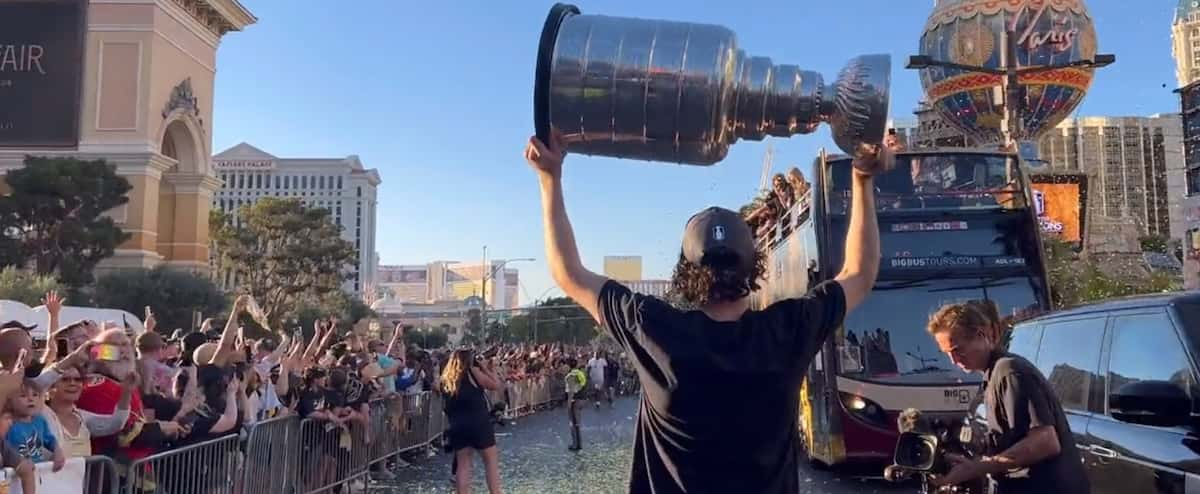 Las Vegas celebrates its champions on the Strip