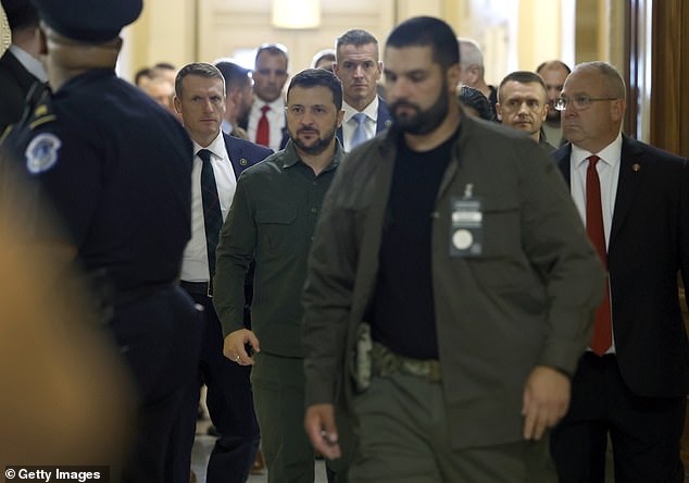 President Zelensky arrived at the Capitol surrounded by security forces