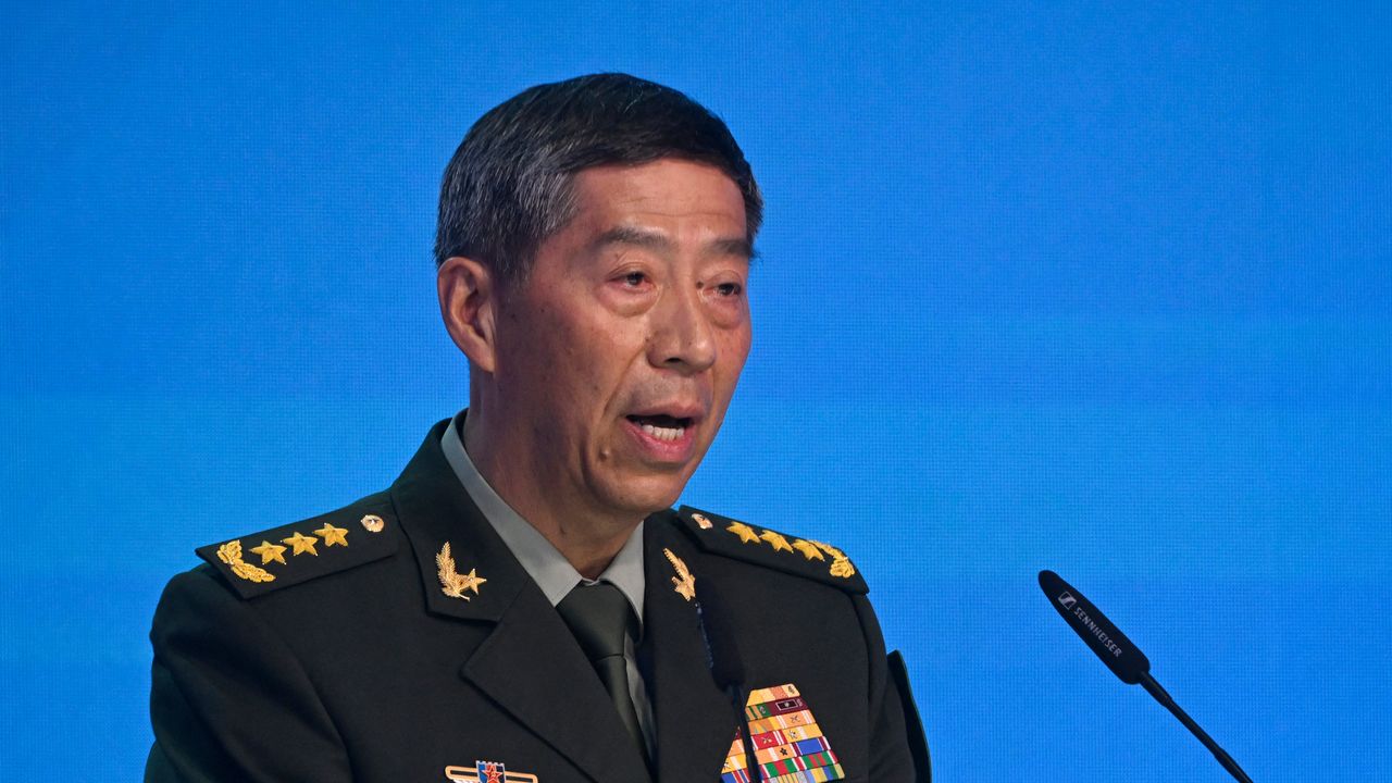 China Defense Minister mysteriously disappears purge taking place in Beijing