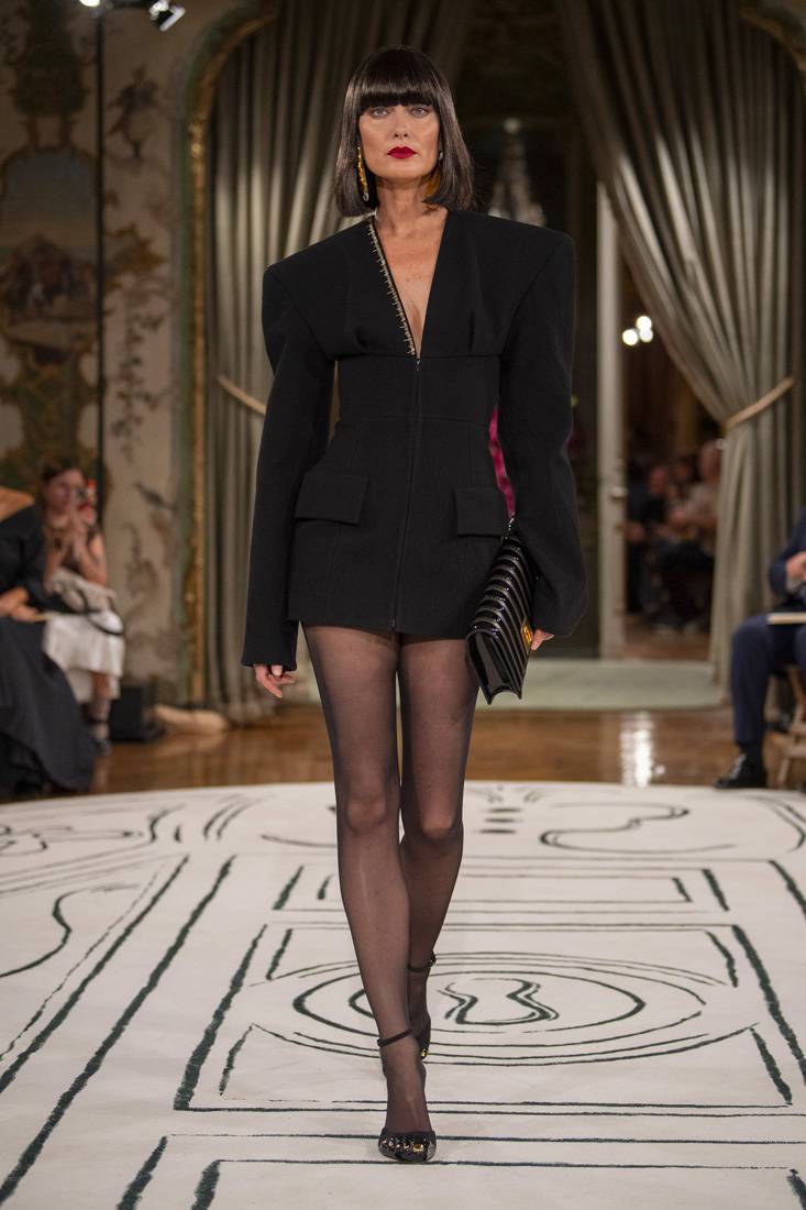 Kendall Jenner's Return To The Schiaparelli Spring/Summer 2024 Fashion