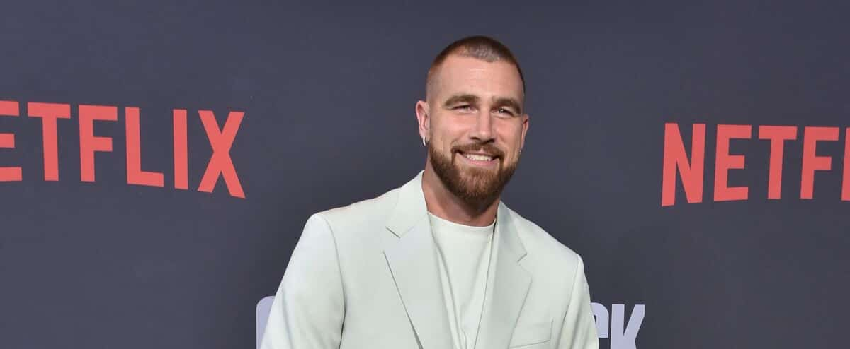 NFL Star Travis Kelce Reportedly Managed To Arrange A “date” With ...