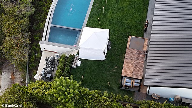 After Perry's death, pictures emerged showing the pool and hot tub at the Friends star's home (pictured)