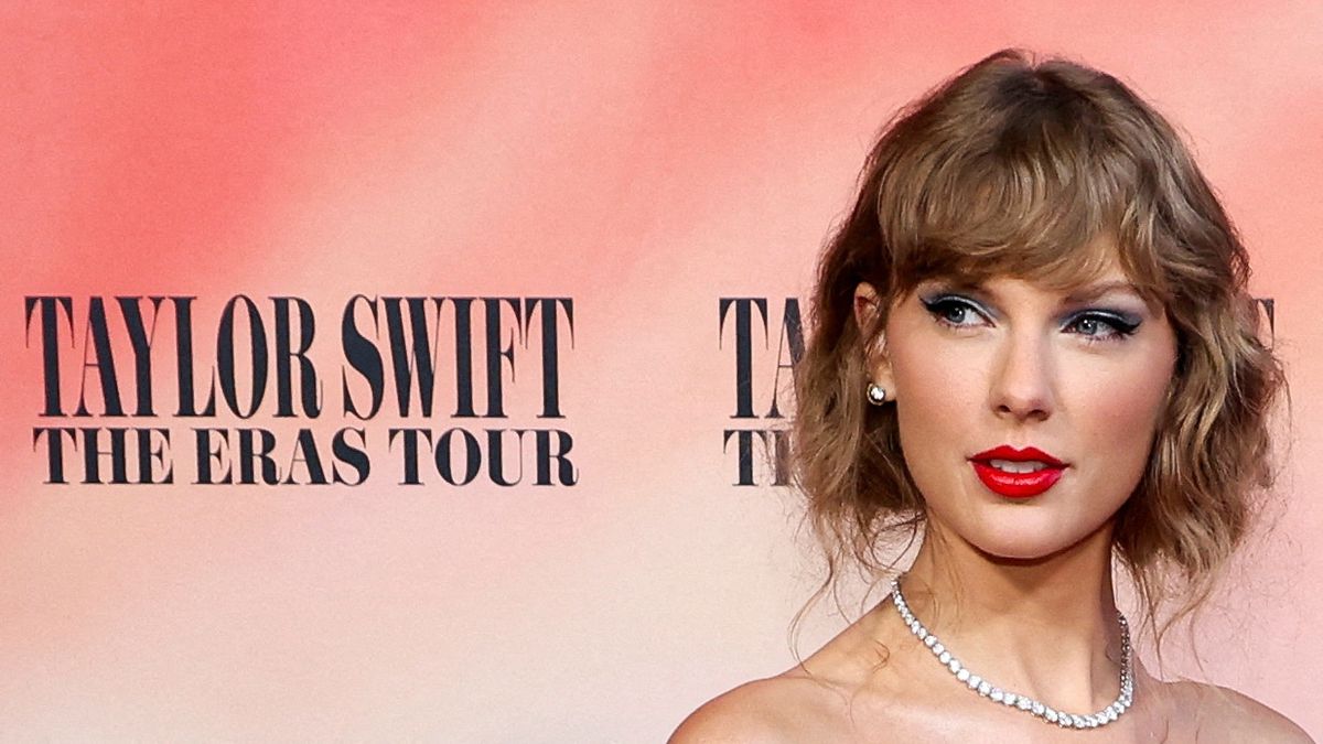 Taylor Swift Is Now Officially A Billionaire: The Numbers Prove It - S ...