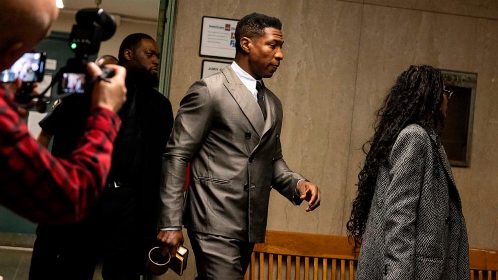 Actor Jonathan Majors trial begins on domestic violence allegations