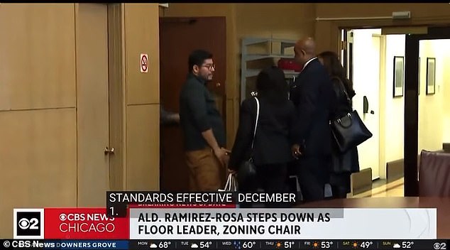 Currently Democrat Progressive Chicago Alderman Is Physically Blocking A Colleague From 0291