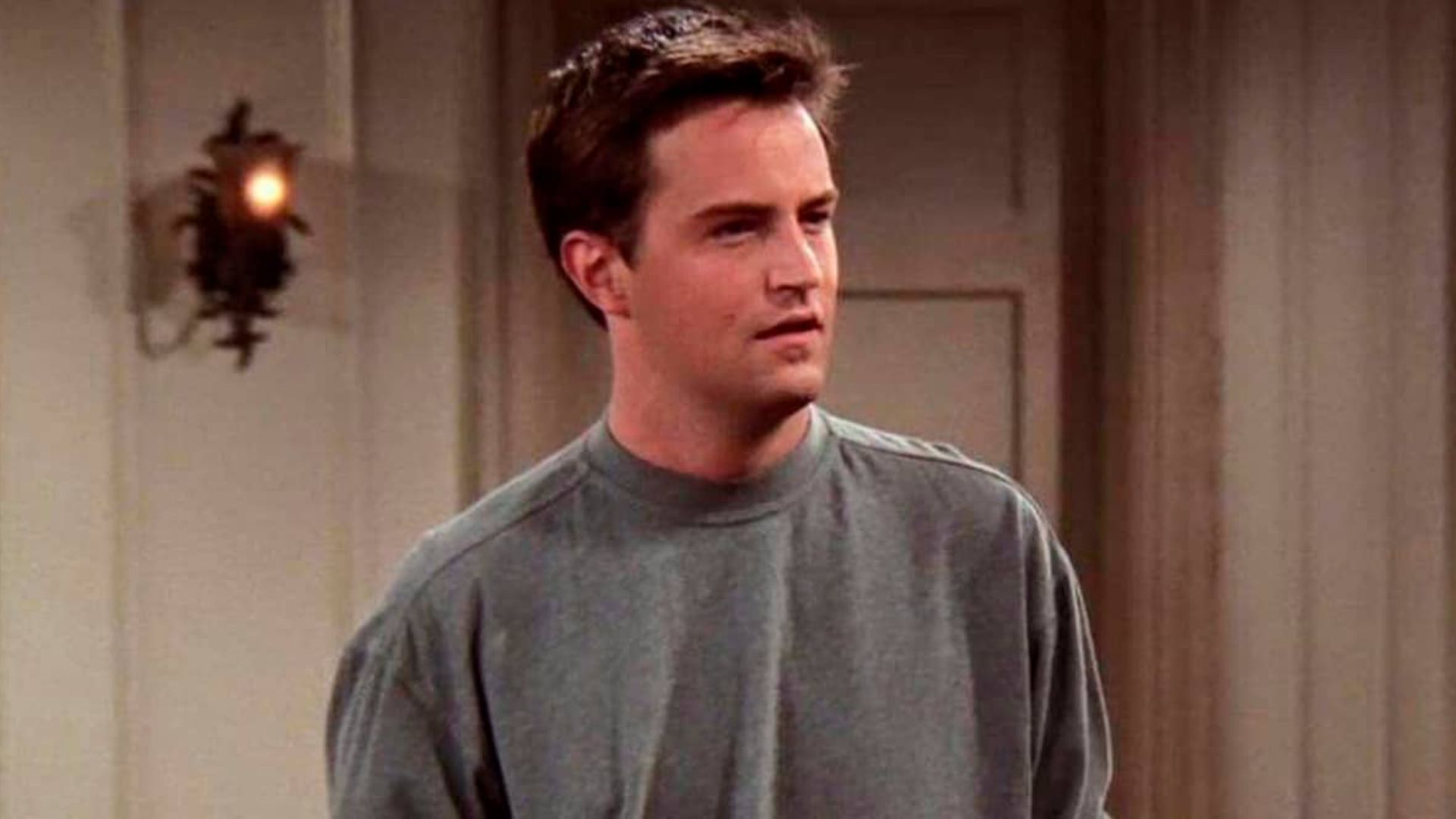 Friends Actress Says Matthew Perry Convinced Screenwriters To Change Hot Sex Picture
