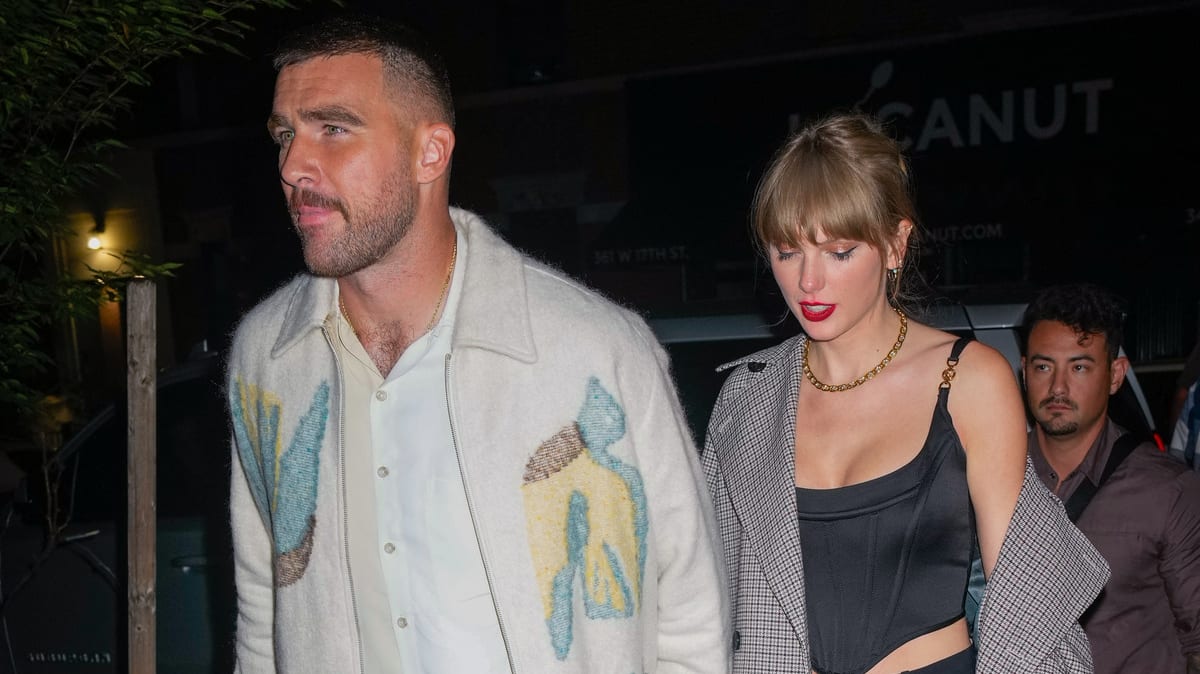 This is my man Taylor Swift kisses Travis Kelce during