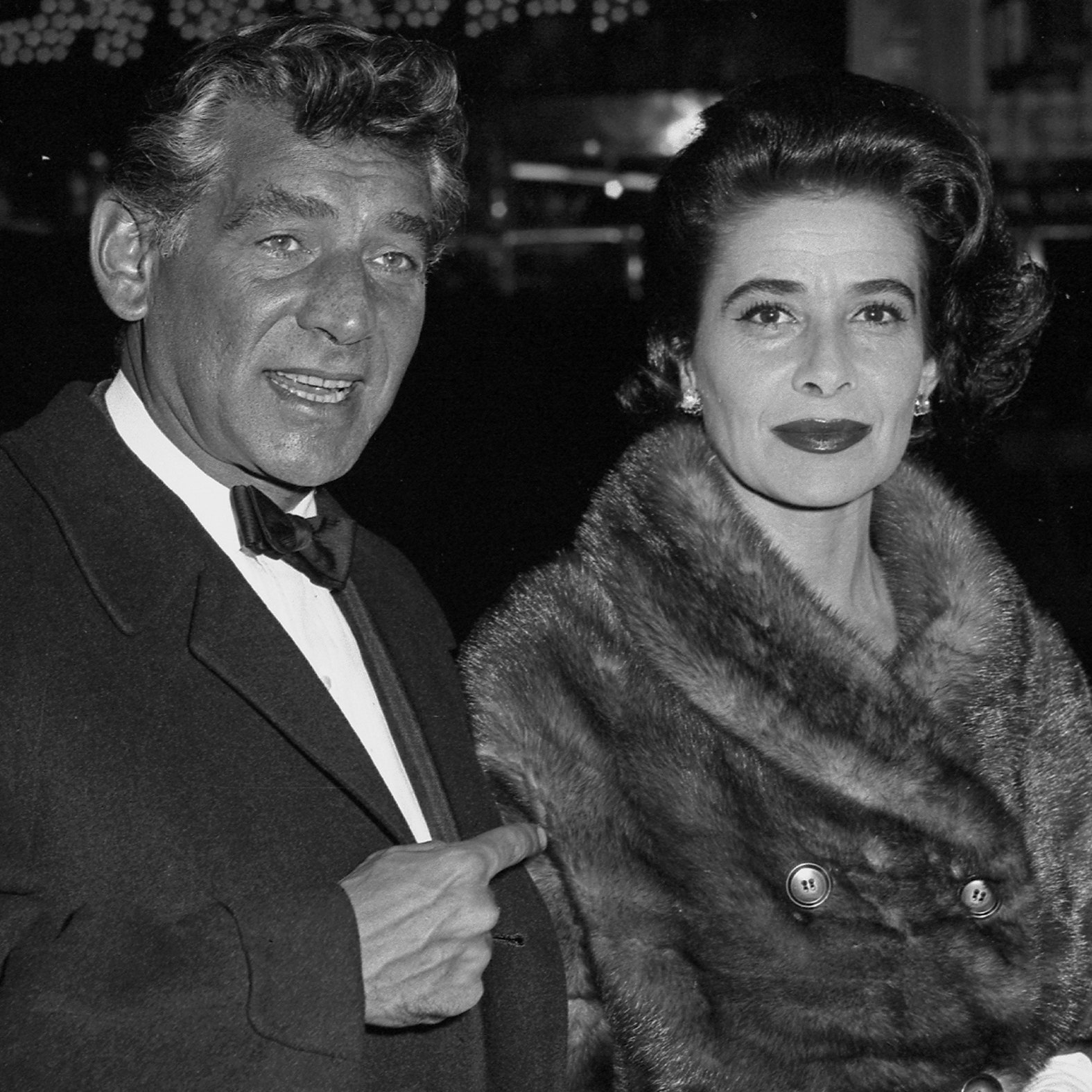 Leonard Bernstein and Felicia Montealegre's 'solid' marriage: He left her to live with her boyfriend and returned to her when she was diagnosed with cancer |  Vanity Fair