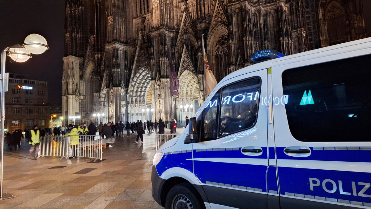 Alarm in Germany Police mobilize after danger warning at Cologne