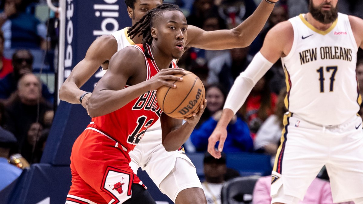 DeMar DeRozan and Ayo Dosunmu lead Chicago Bulls to comeback