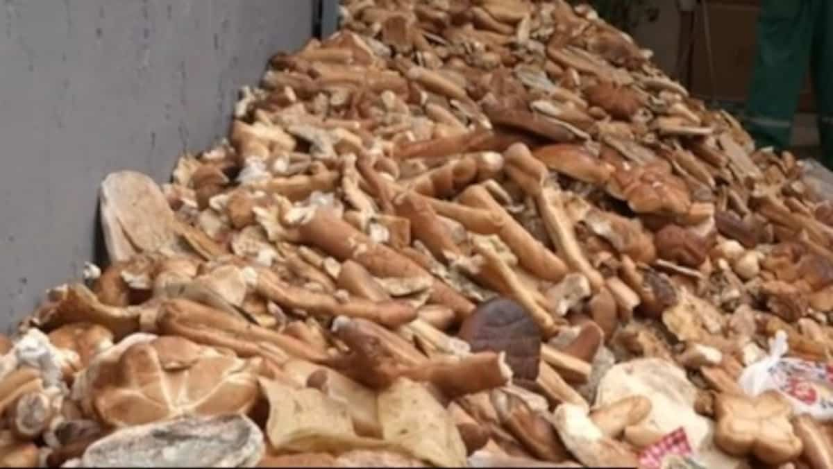 In this country 900 million baguettes of bread are wasted